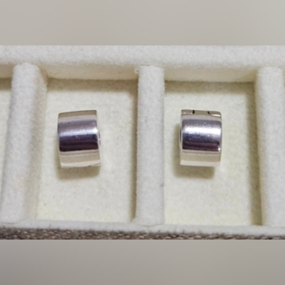 Pandora Retired Sterling Silver Solid Barrel Clips Set